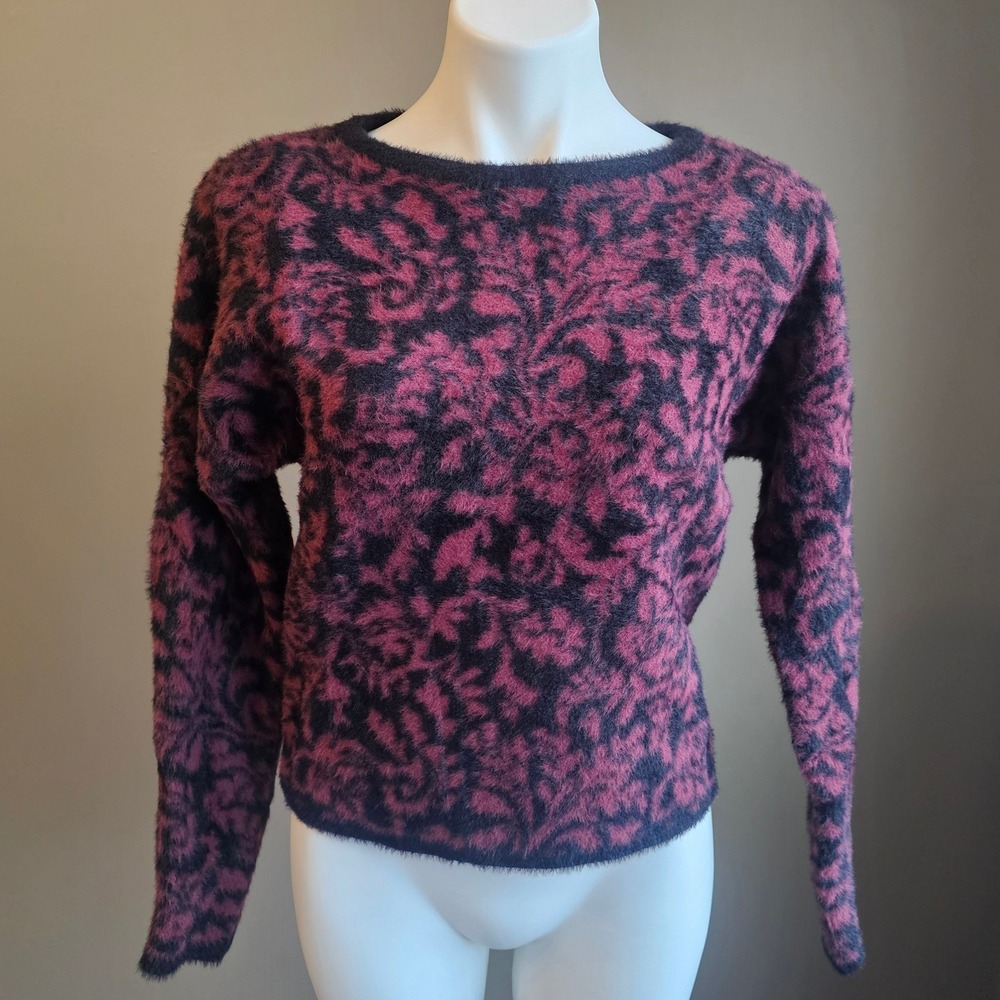 TAHARI Fuzzy Print Crew Neck Long Sleeve Sweater Women's‎ Size L Black Wine